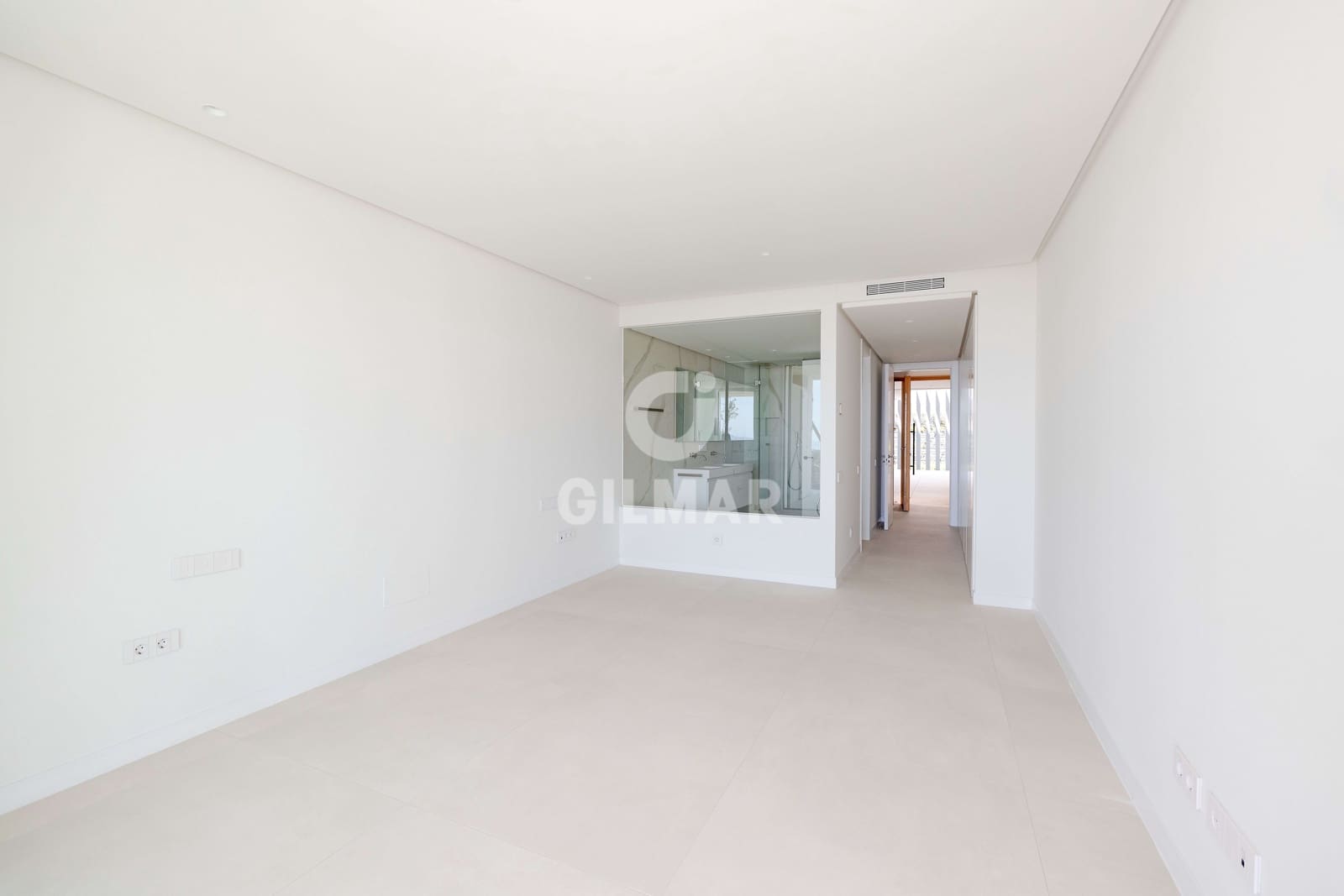 3 bedroom Flat for sale in La Mairena with pool garage - € 1,250,000 (Ref: 9941286)