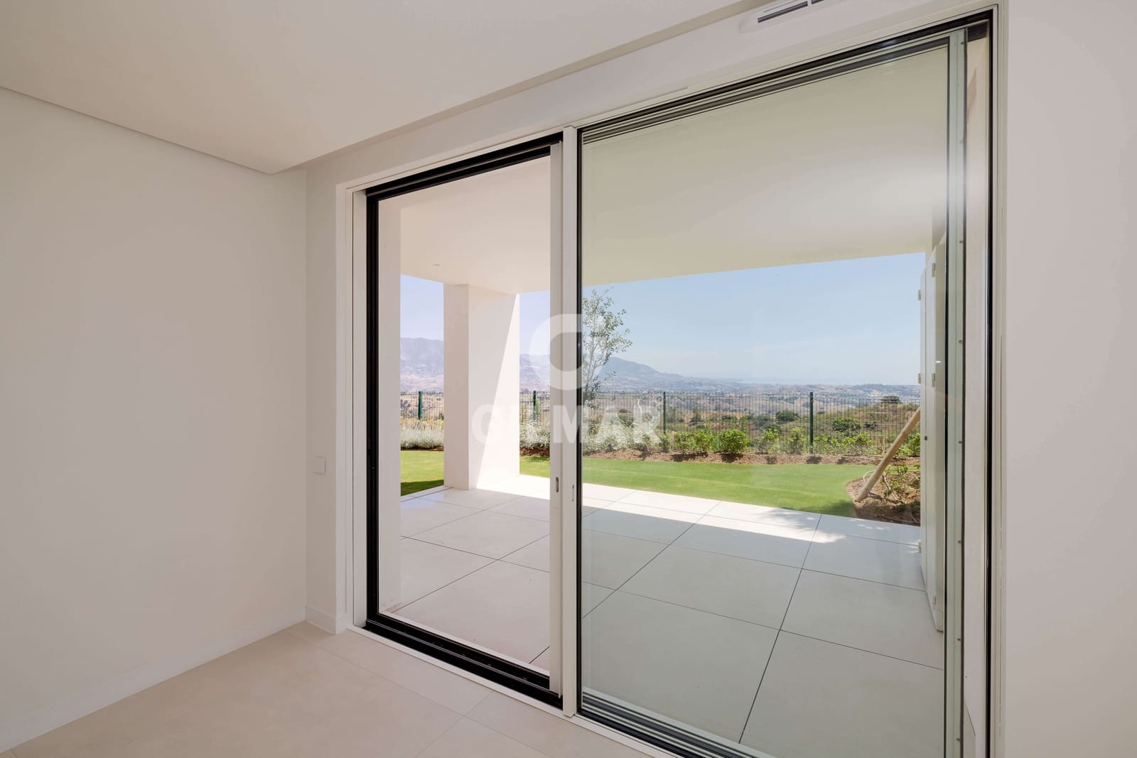 3 bedroom Flat for sale in La Mairena with pool garage - € 1,250,000 (Ref: 9941286)