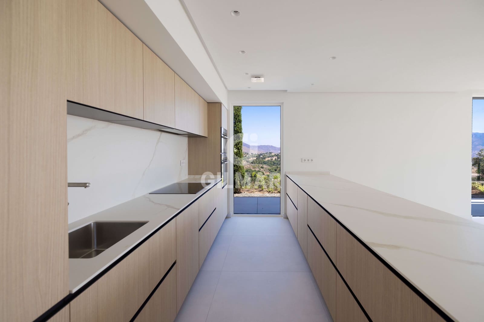 3 bedroom Flat for sale in La Mairena with pool garage - € 1,250,000 (Ref: 9941286)