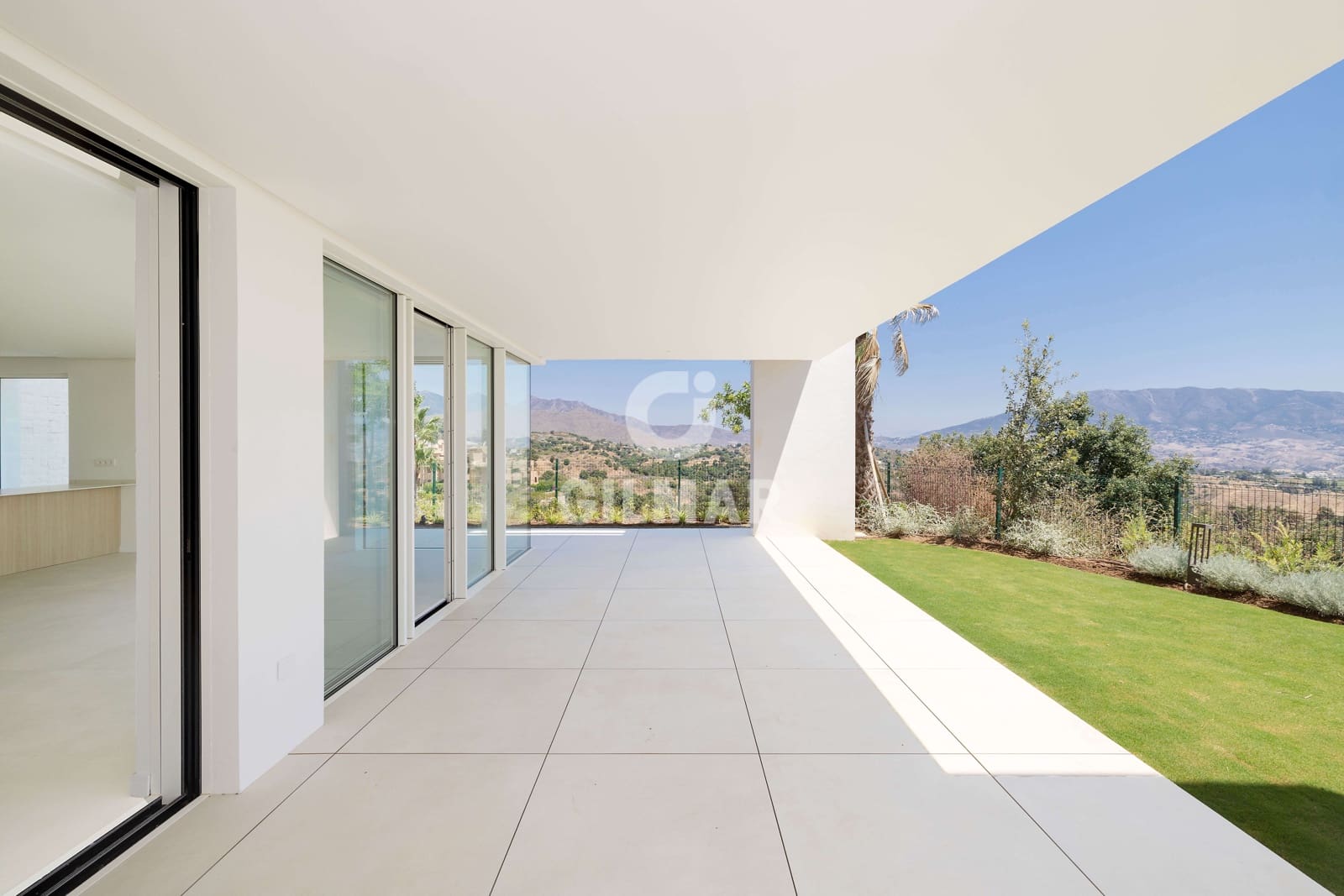3 bedroom Flat for sale in La Mairena with pool garage - € 1,250,000 (Ref: 9941286)
