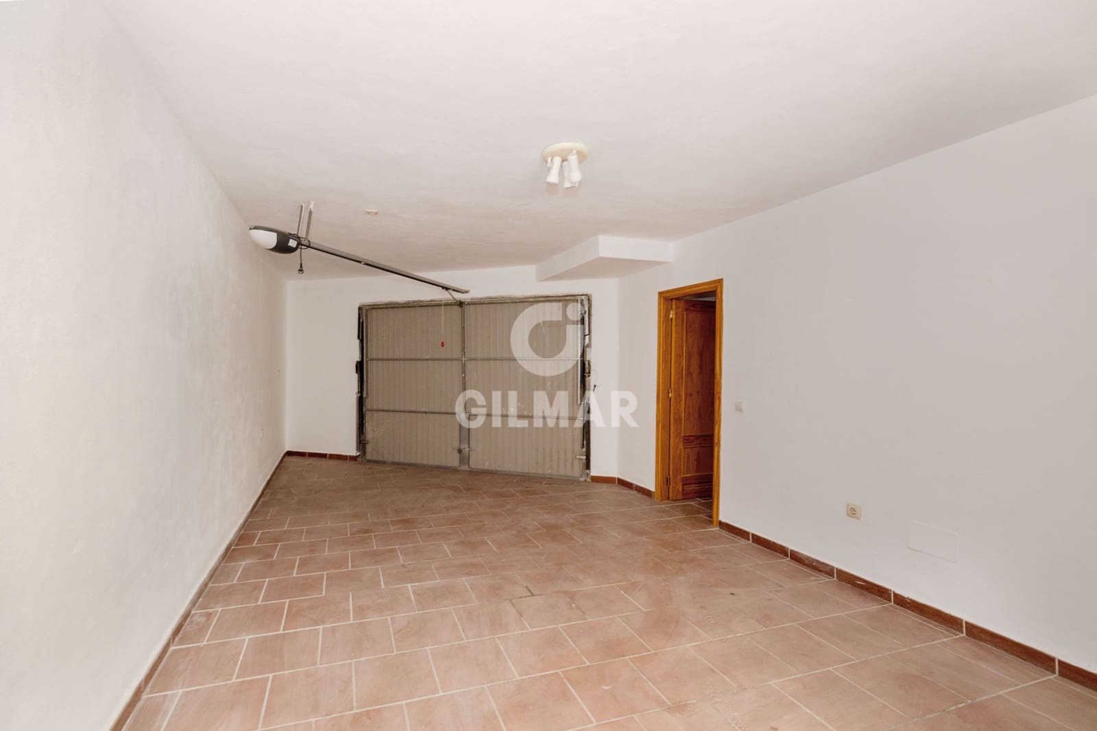 4 soveværelse Rækkehus til salg i Riviera del Sol med swimmingpool garage - € 450.000 (Ref: 9943195)