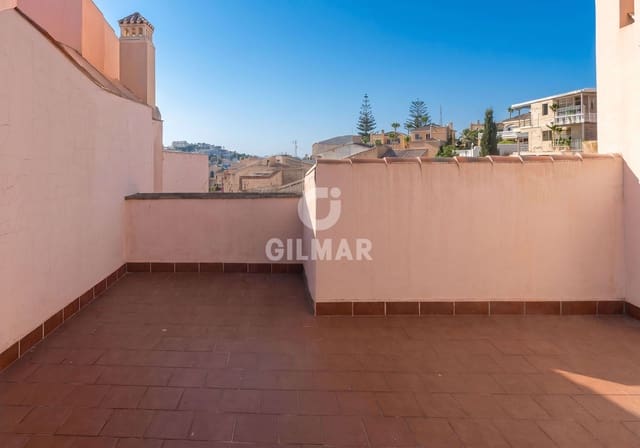 4 soveværelse Rækkehus til salg i Riviera del Sol, Mijas med swimmingpool garage - € 450.000 (Ref: 9943195)