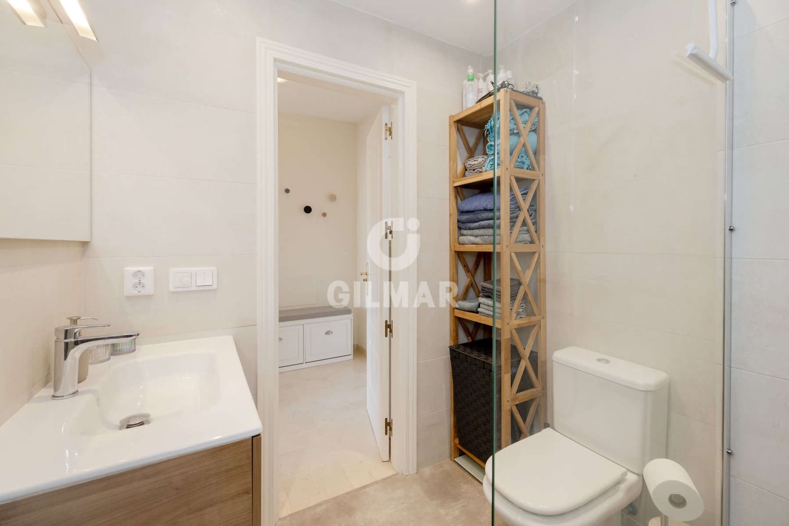 1 bedroom Flat for sale in Estepona with pool - € 325,000 (Ref: 9948737)