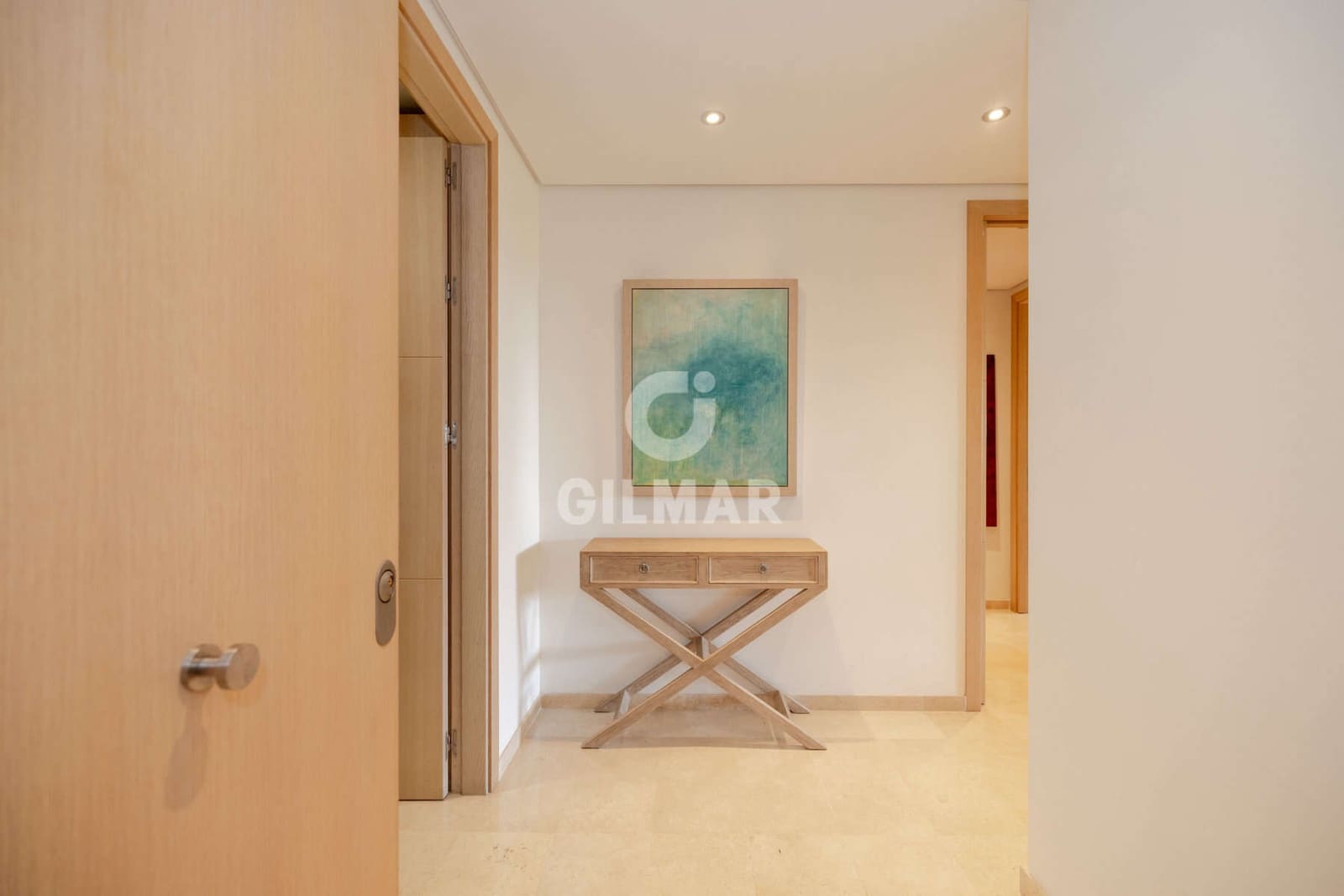 2 bedroom Flat for sale in Sotogrande with garage - € 675,000 (Ref: 9948738)