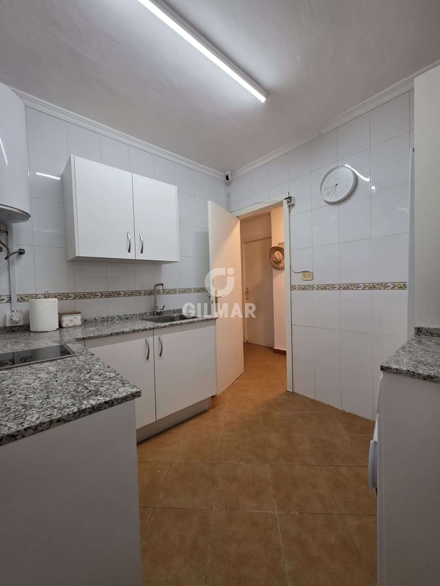 2 quarto Moradia para venda em Chiclana de la Frontera com piscina garagem - 350 000 € (Ref: 9949026)