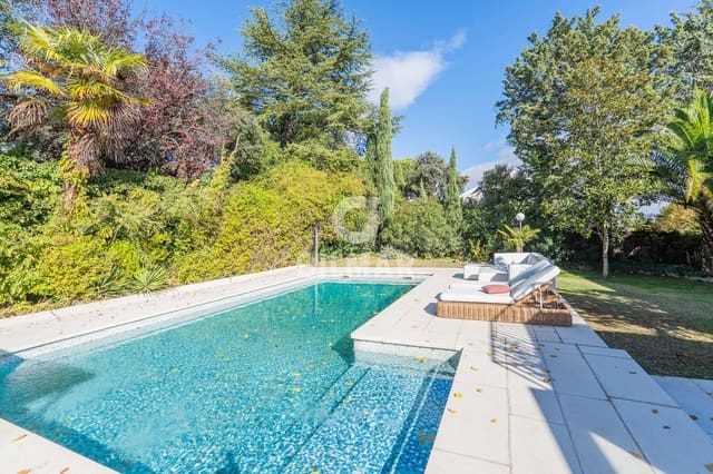 6 Zimmer Villa zu verkaufen in Fuente del Fresno, San Sebastián de los Reyes mit Pool Garage - 2.060.000 € (Ref: 9949028)
