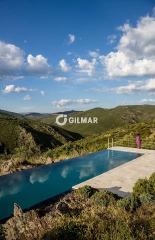 Chalet de 6 habitaciones en Torremocha de Jarama en venta con piscina garaje - 1.200.000 € (Ref: 9949029)