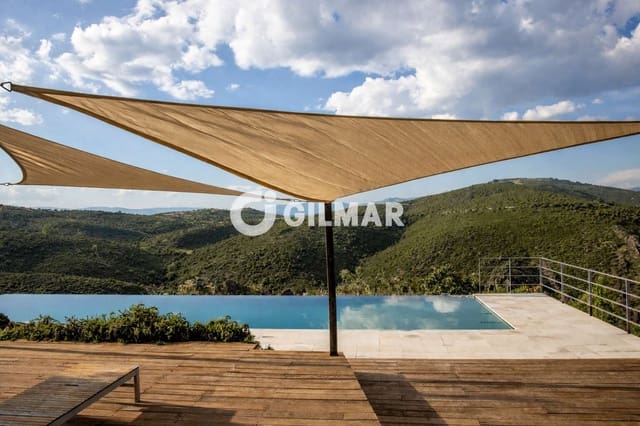 Chalet de 6 habitaciones en Torremocha de Jarama en venta con piscina garaje - 1.200.000 € (Ref: 9949029)