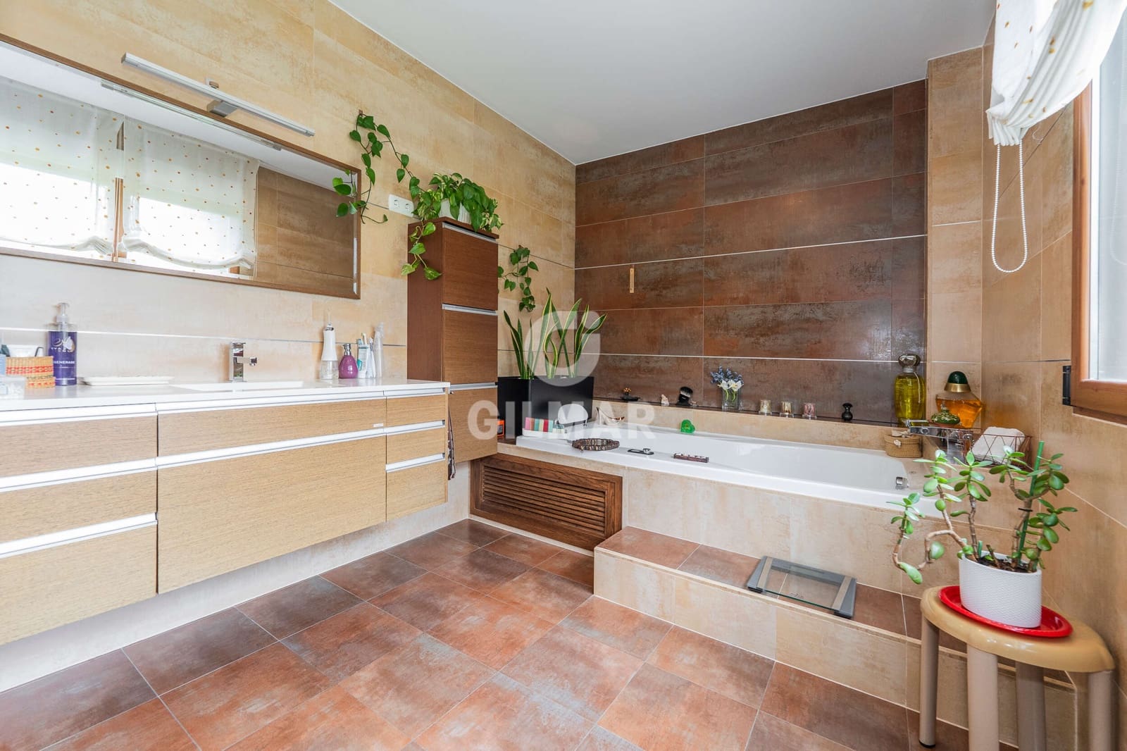 6 chambre Villa/Maison à vendre à Fuente el Saz de Jarama avec piscine garage - 1 990 000 € (Ref: 9949030)