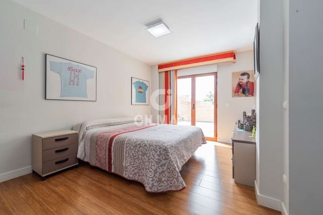 6 soverom Villa til salgs i Fuente el Saz de Jarama med svømmebasseng garasje - € 1 990 000 (Ref: 9949030)