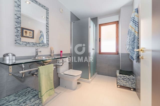 6 soverom Villa til salgs i Fuente el Saz de Jarama med svømmebasseng garasje - € 1 990 000 (Ref: 9949030)
