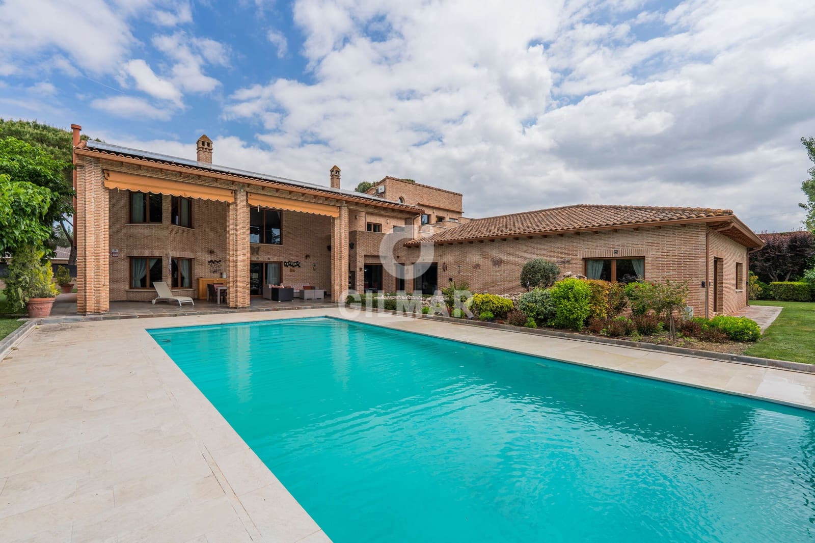 6 chambre Villa/Maison à vendre à Fuente el Saz de Jarama avec piscine garage - 1 990 000 € (Ref: 9949030)