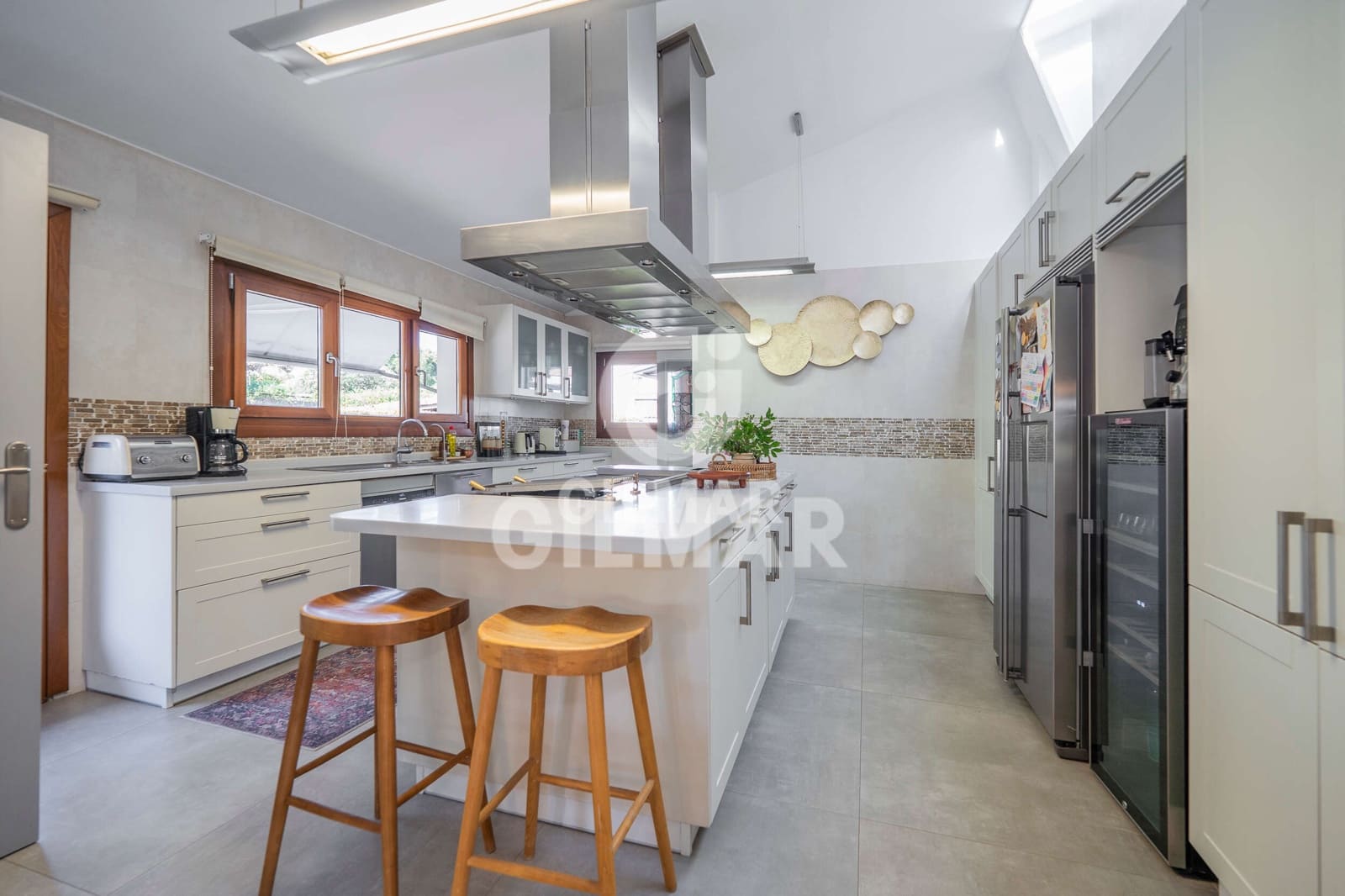7 chambre Villa/Maison à vendre à San Sebastian de los Reyes avec piscine garage - 2 100 000 € (Ref: 9949031)