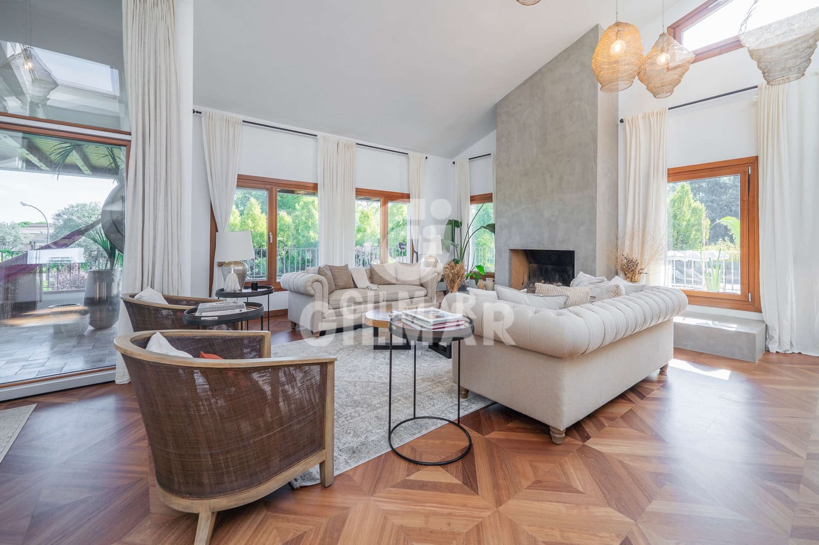 7 chambre Villa/Maison à vendre à San Sebastian de los Reyes avec piscine garage - 2 100 000 € (Ref: 9949031)