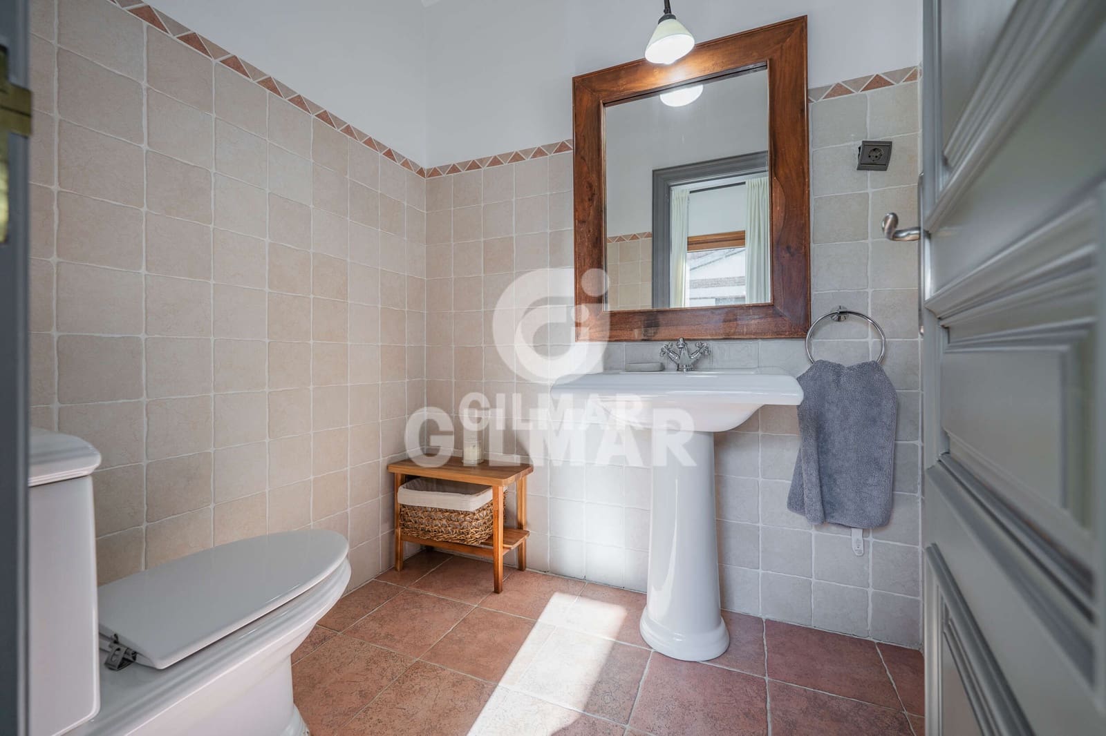 7 chambre Villa/Maison à vendre à San Sebastian de los Reyes avec piscine garage - 2 100 000 € (Ref: 9949031)