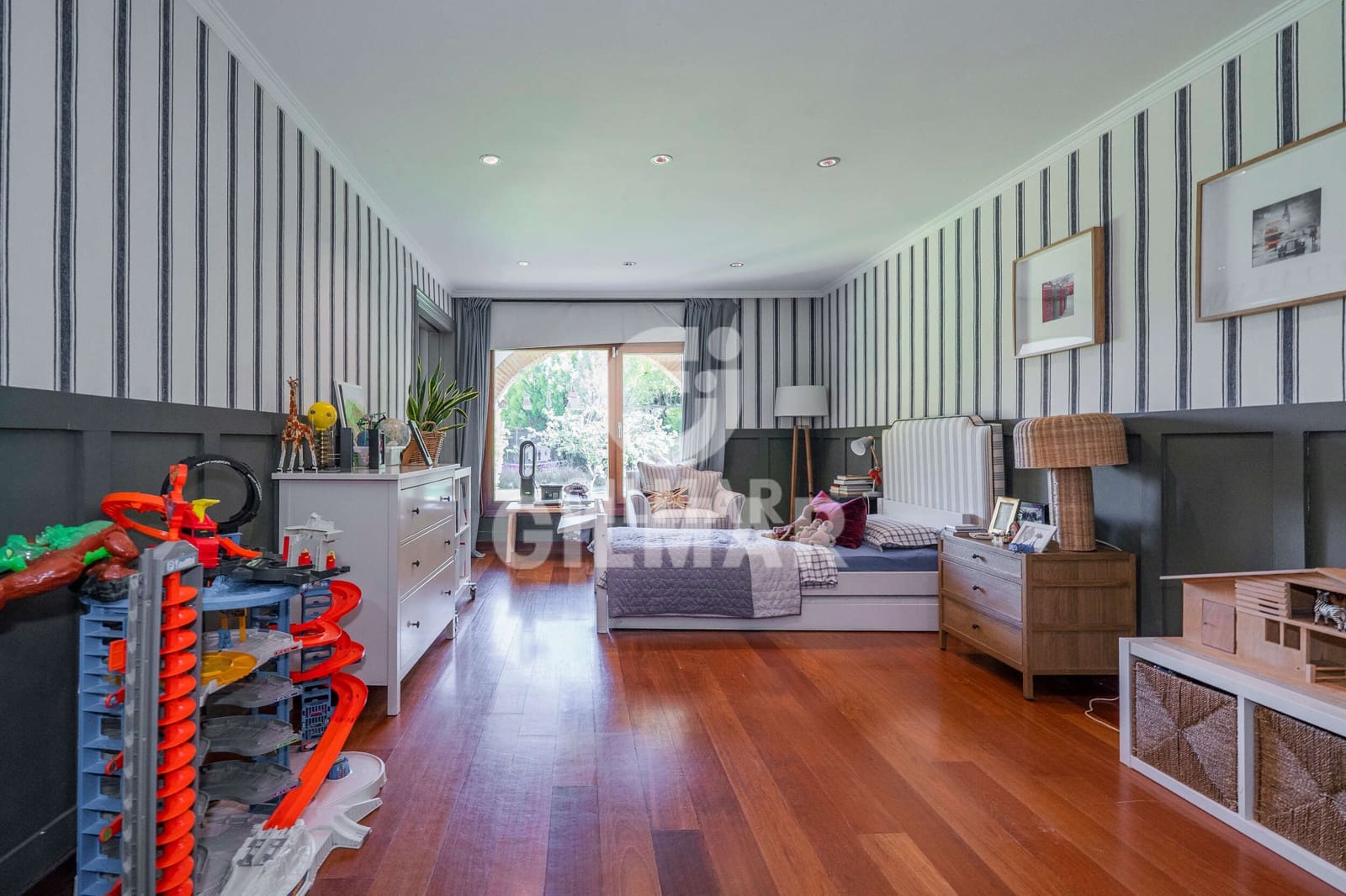 7 chambre Villa/Maison à vendre à San Sebastian de los Reyes avec piscine garage - 2 100 000 € (Ref: 9949031)