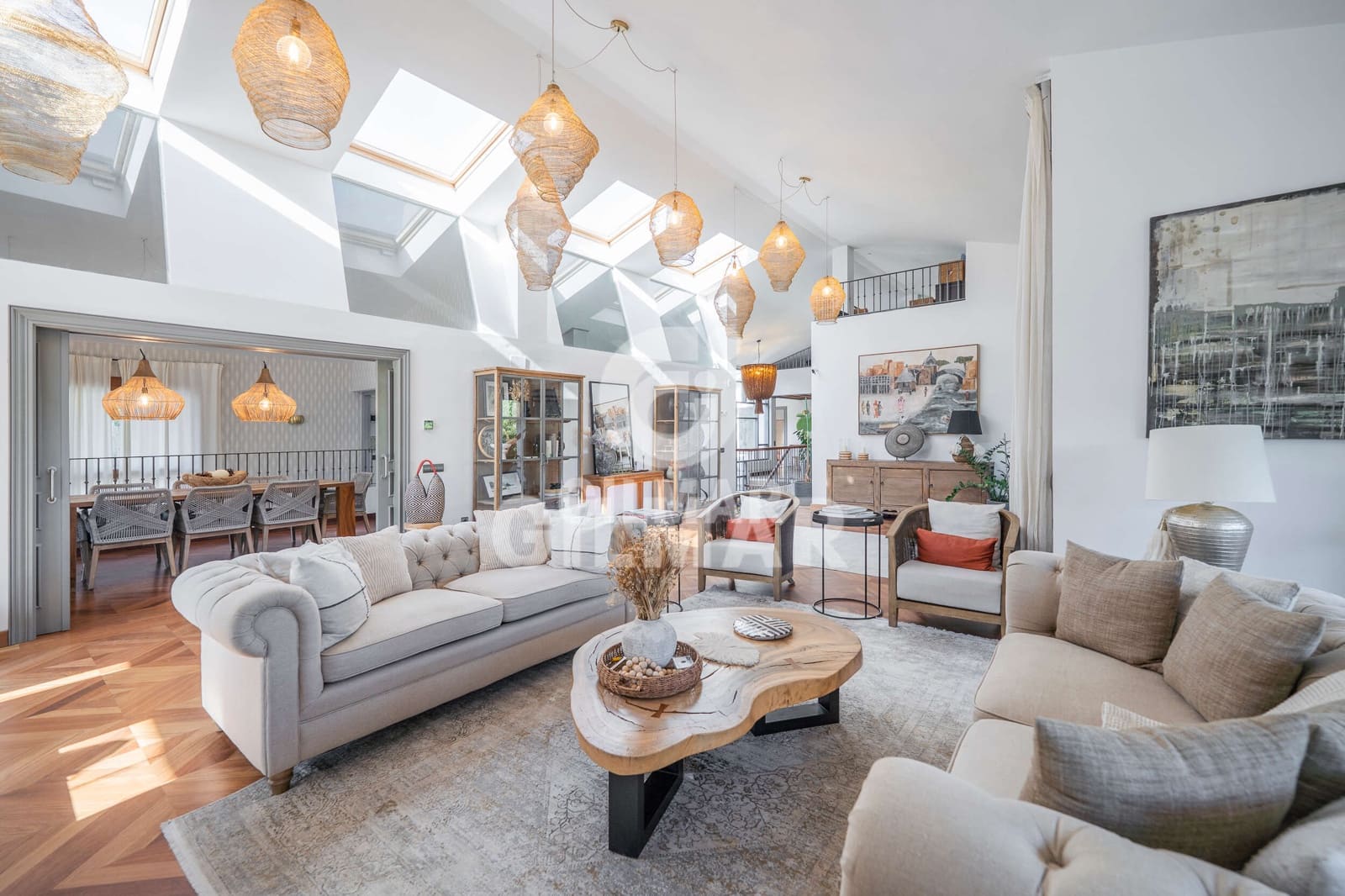 7 chambre Villa/Maison à vendre à San Sebastian de los Reyes avec piscine garage - 2 100 000 € (Ref: 9949031)