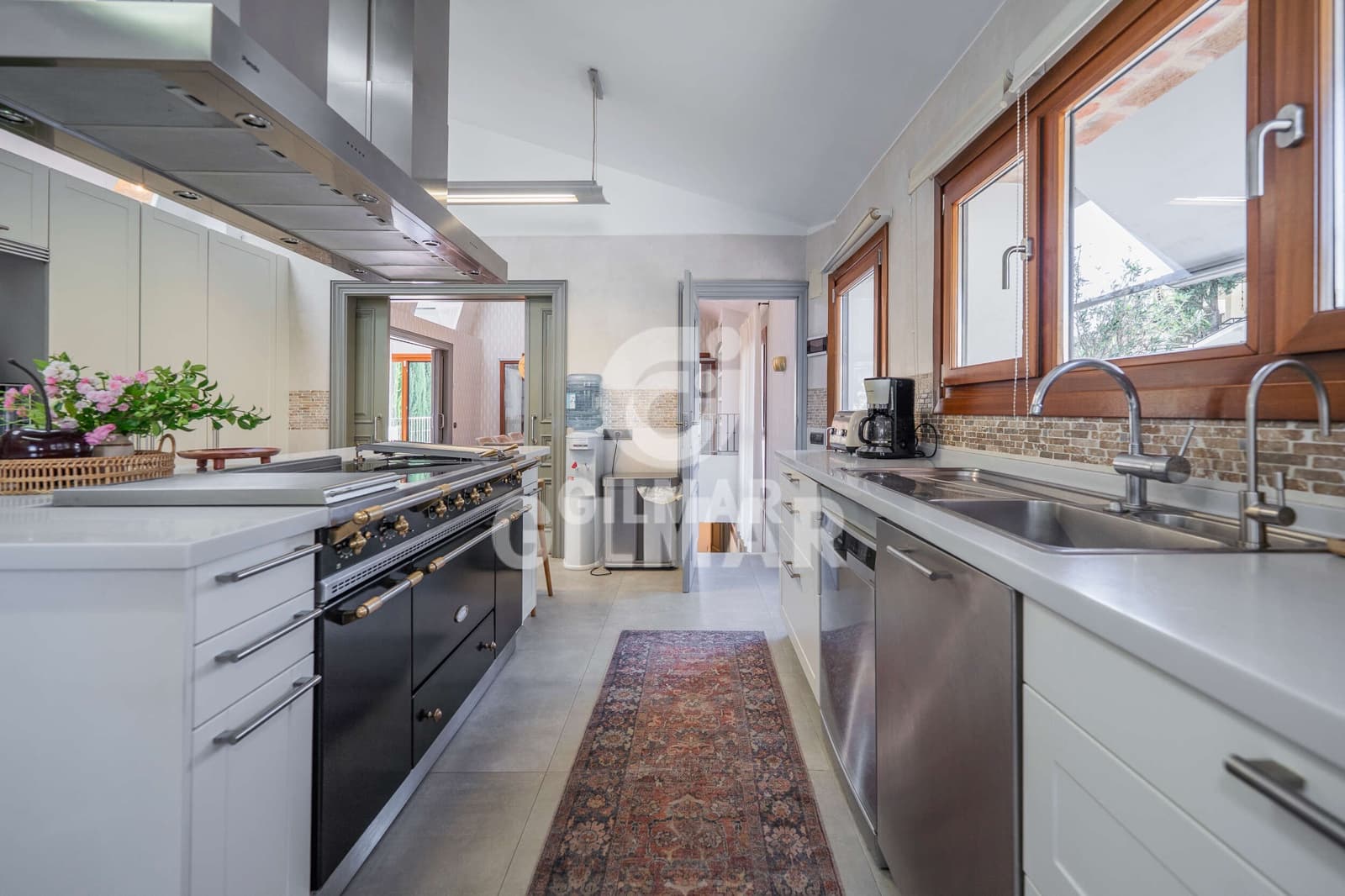7 chambre Villa/Maison à vendre à San Sebastian de los Reyes avec piscine garage - 2 100 000 € (Ref: 9949031)