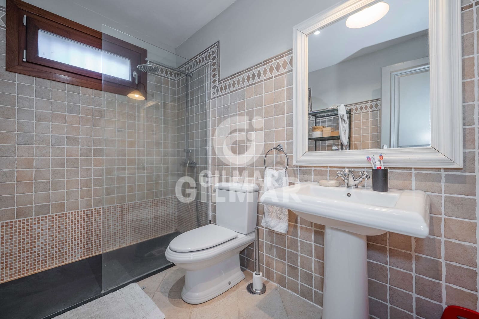 7 chambre Villa/Maison à vendre à San Sebastian de los Reyes avec piscine garage - 2 100 000 € (Ref: 9949031)