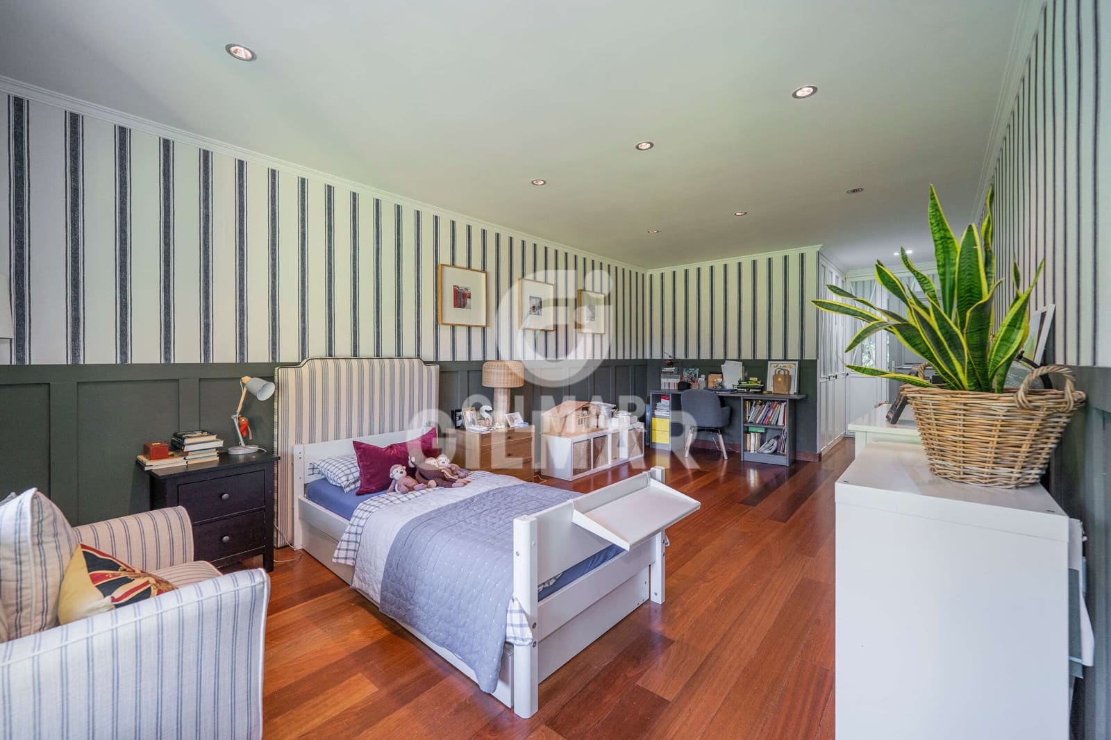 7 chambre Villa/Maison à vendre à San Sebastian de los Reyes avec piscine garage - 2 100 000 € (Ref: 9949031)
