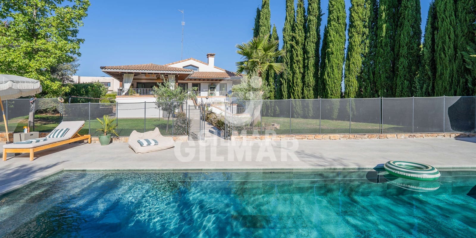 7 chambre Villa/Maison à vendre à San Sebastian de los Reyes avec piscine garage - 2 100 000 € (Ref: 9949031)