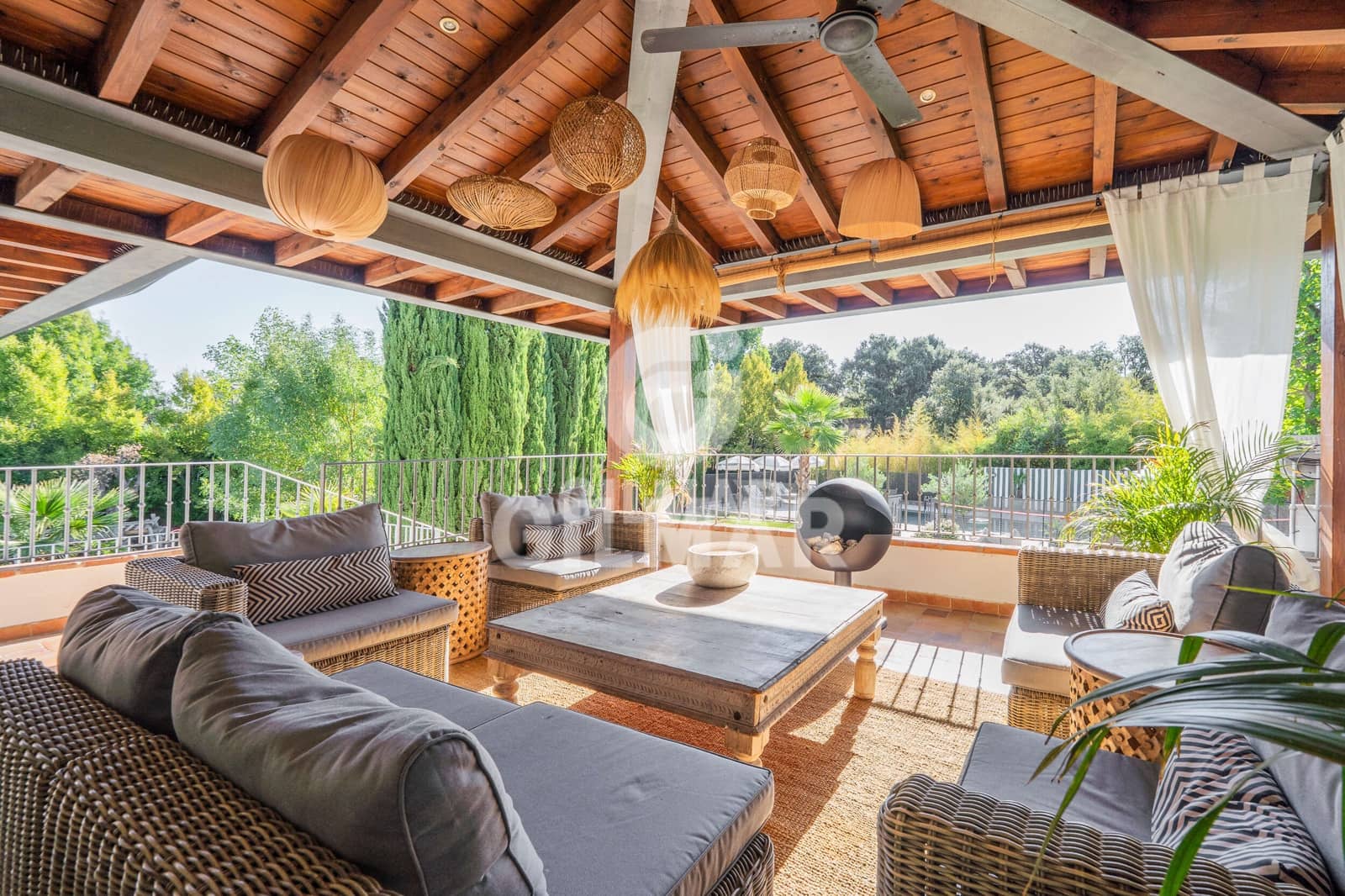 7 chambre Villa/Maison à vendre à San Sebastian de los Reyes avec piscine garage - 2 100 000 € (Ref: 9949031)