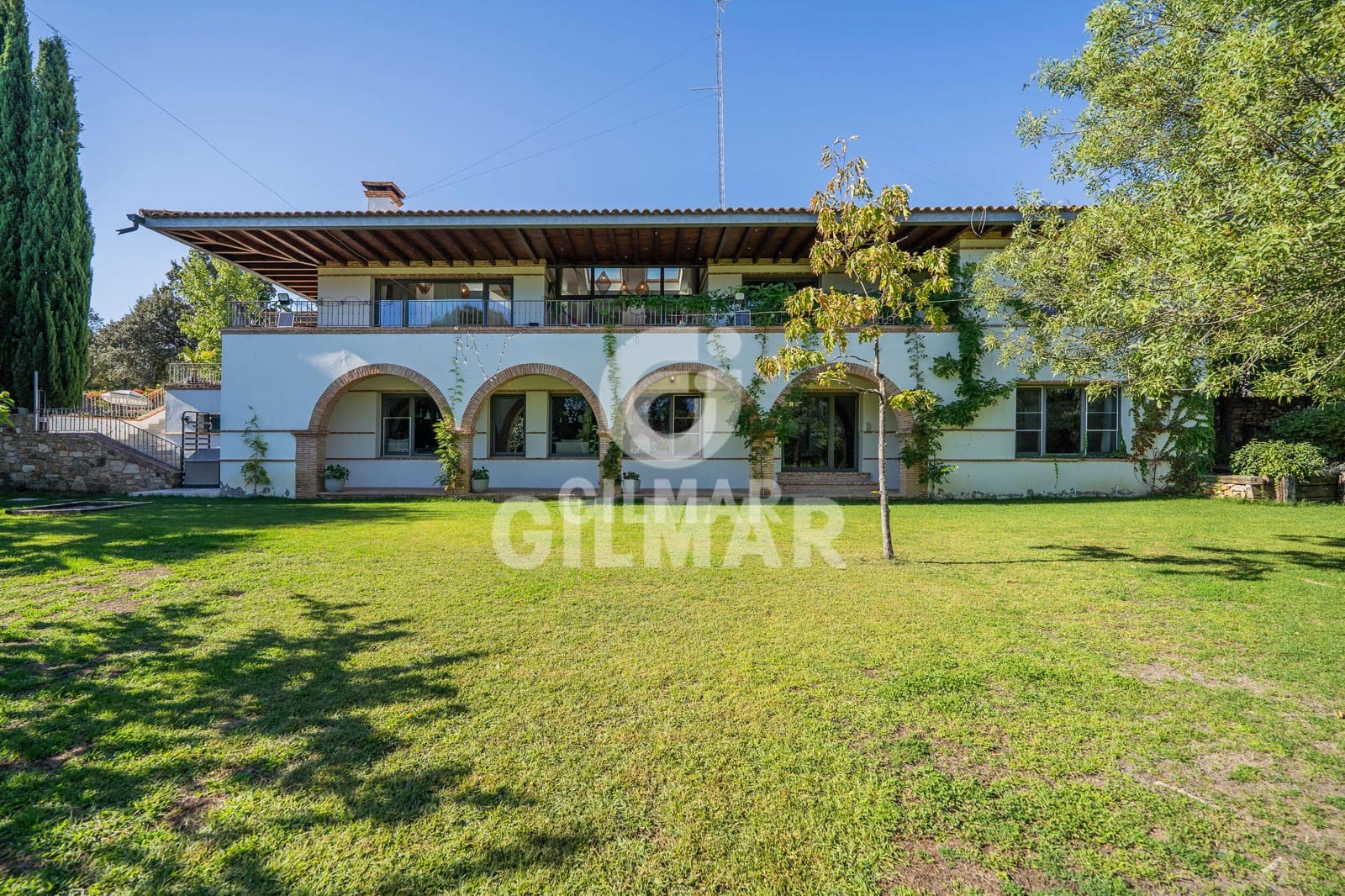 7 chambre Villa/Maison à vendre à San Sebastian de los Reyes avec piscine garage - 2 100 000 € (Ref: 9949031)