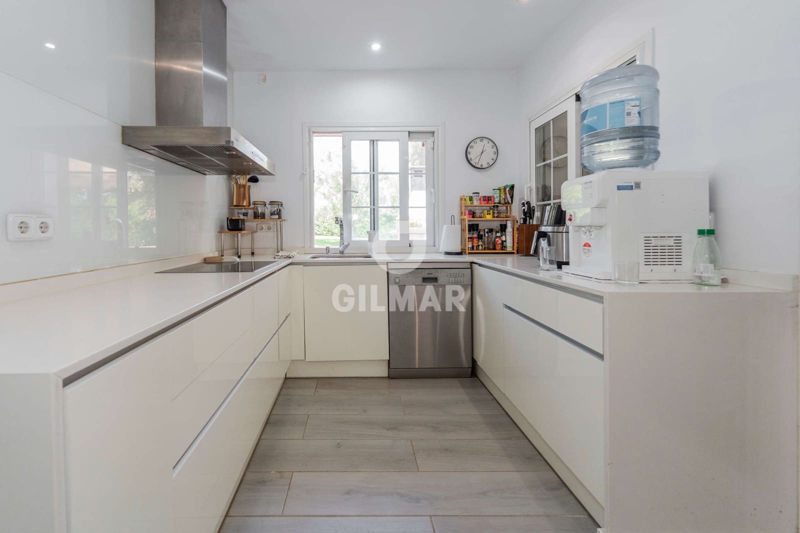 4 chambre Villa/Maison à vendre à San Agustin del Guadalix avec piscine garage - 1 360 000 € (Ref: 9949033)