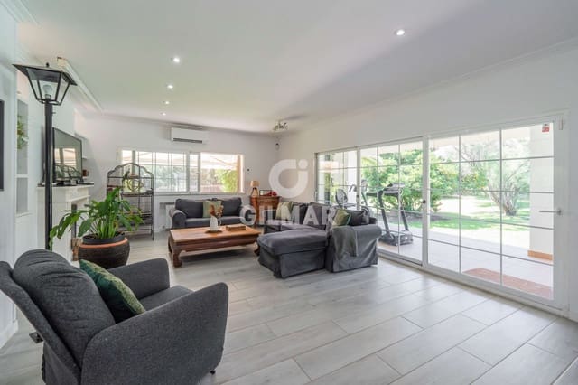 4 chambre Villa/Maison à vendre à San Agustín del Guadalix avec piscine garage - 1 360 000 € (Ref: 9949033)
