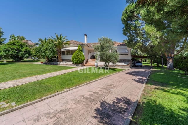 4 chambre Villa/Maison à vendre à San Agustín del Guadalix avec piscine garage - 1 360 000 € (Ref: 9949033)