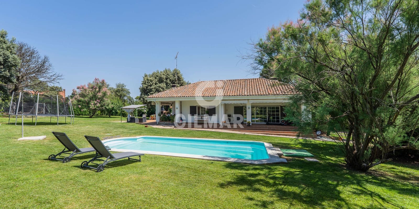 4 chambre Villa/Maison à vendre à San Agustin del Guadalix avec piscine garage - 1 360 000 € (Ref: 9949033)