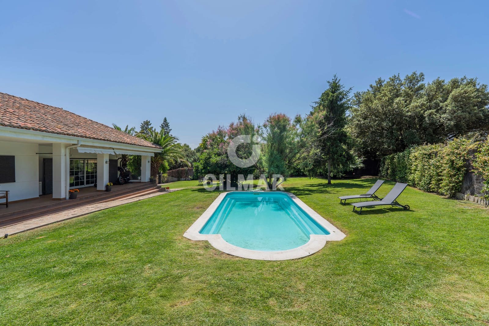 4 chambre Villa/Maison à vendre à San Agustin del Guadalix avec piscine garage - 1 360 000 € (Ref: 9949033)