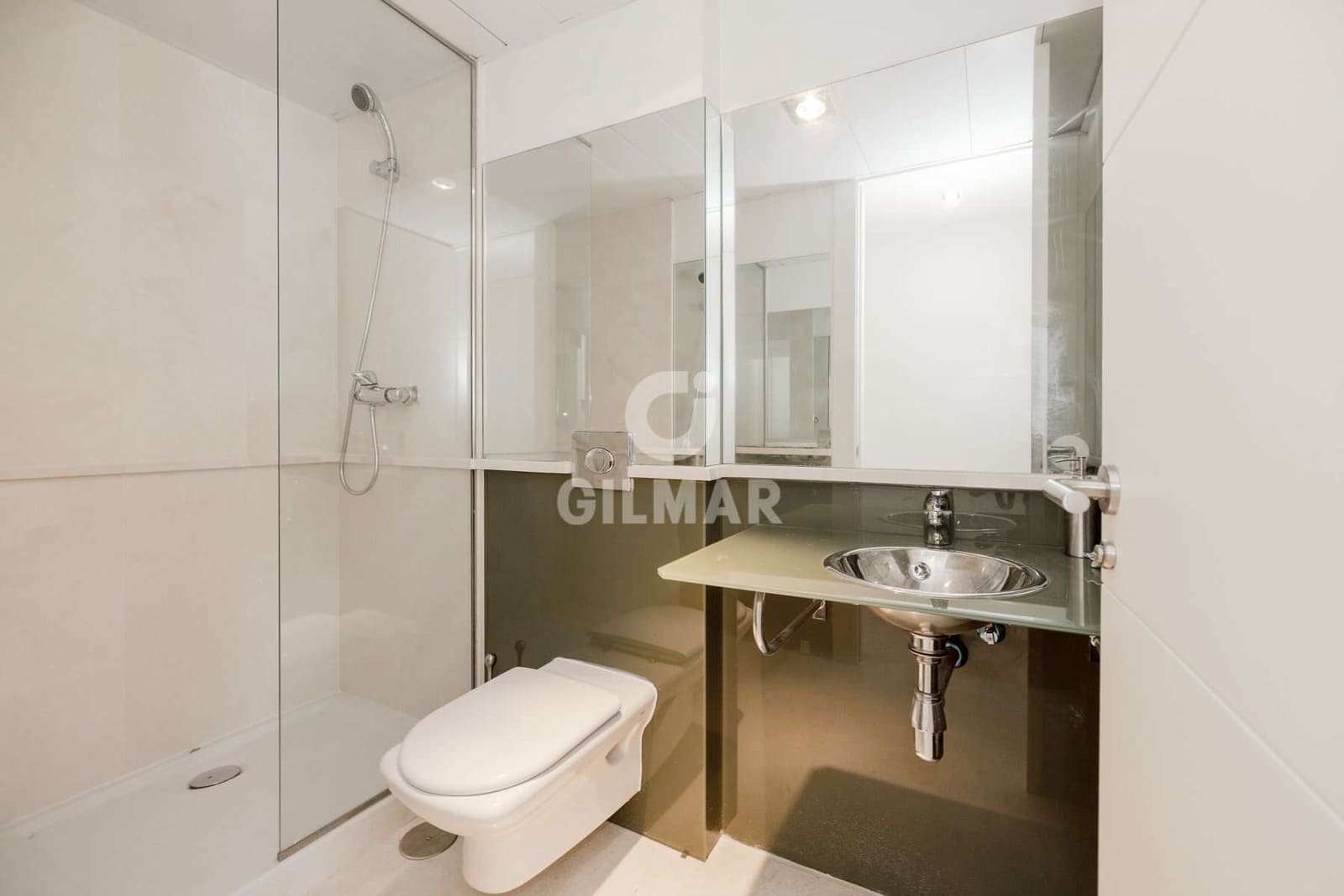 3 sypialnia Mieszkanie na sprzedaż w Manilva z basenem garażem - 450 000 € (Ref: 9950372)