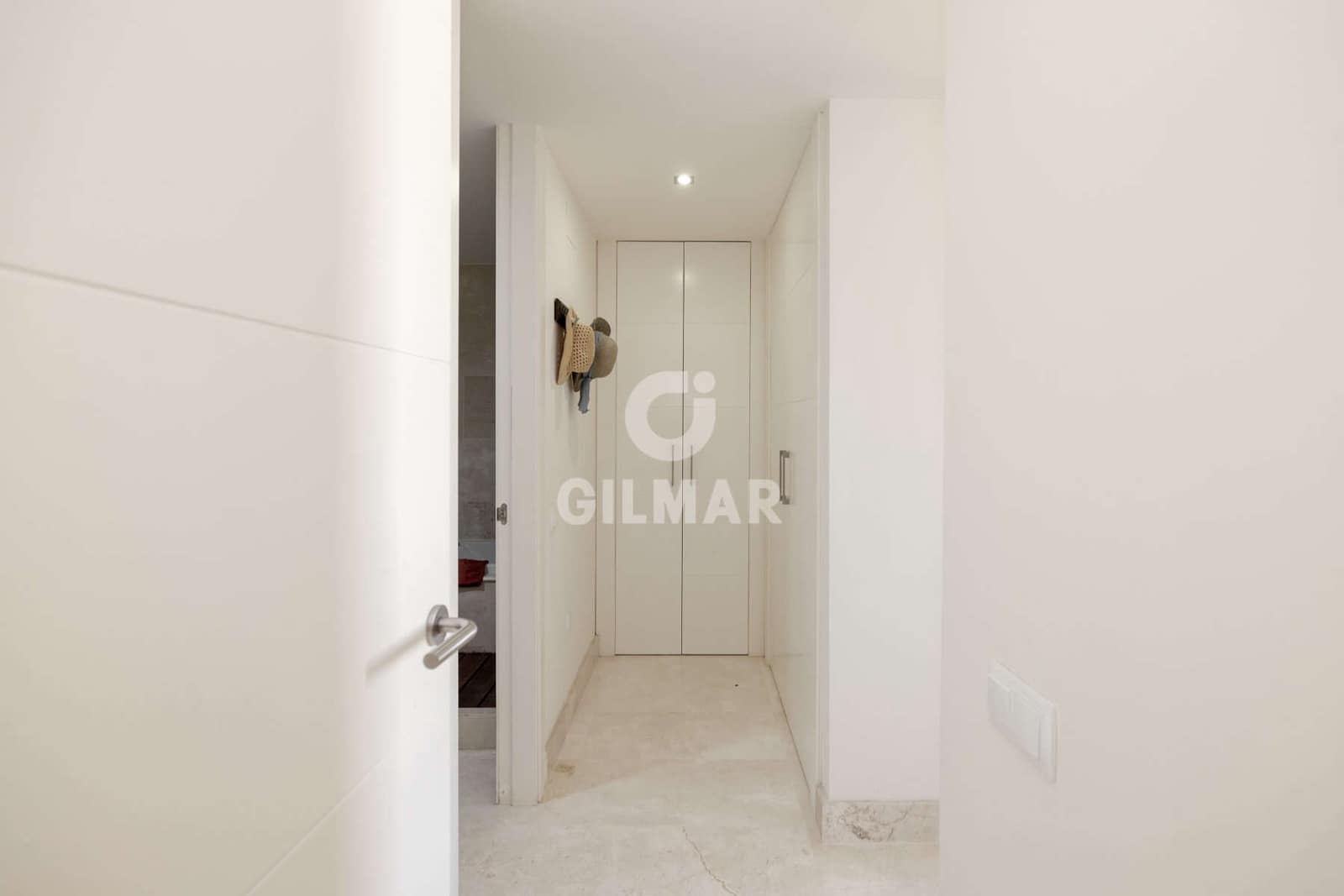 3 sypialnia Mieszkanie na sprzedaż w Manilva z basenem garażem - 450 000 € (Ref: 9950372)