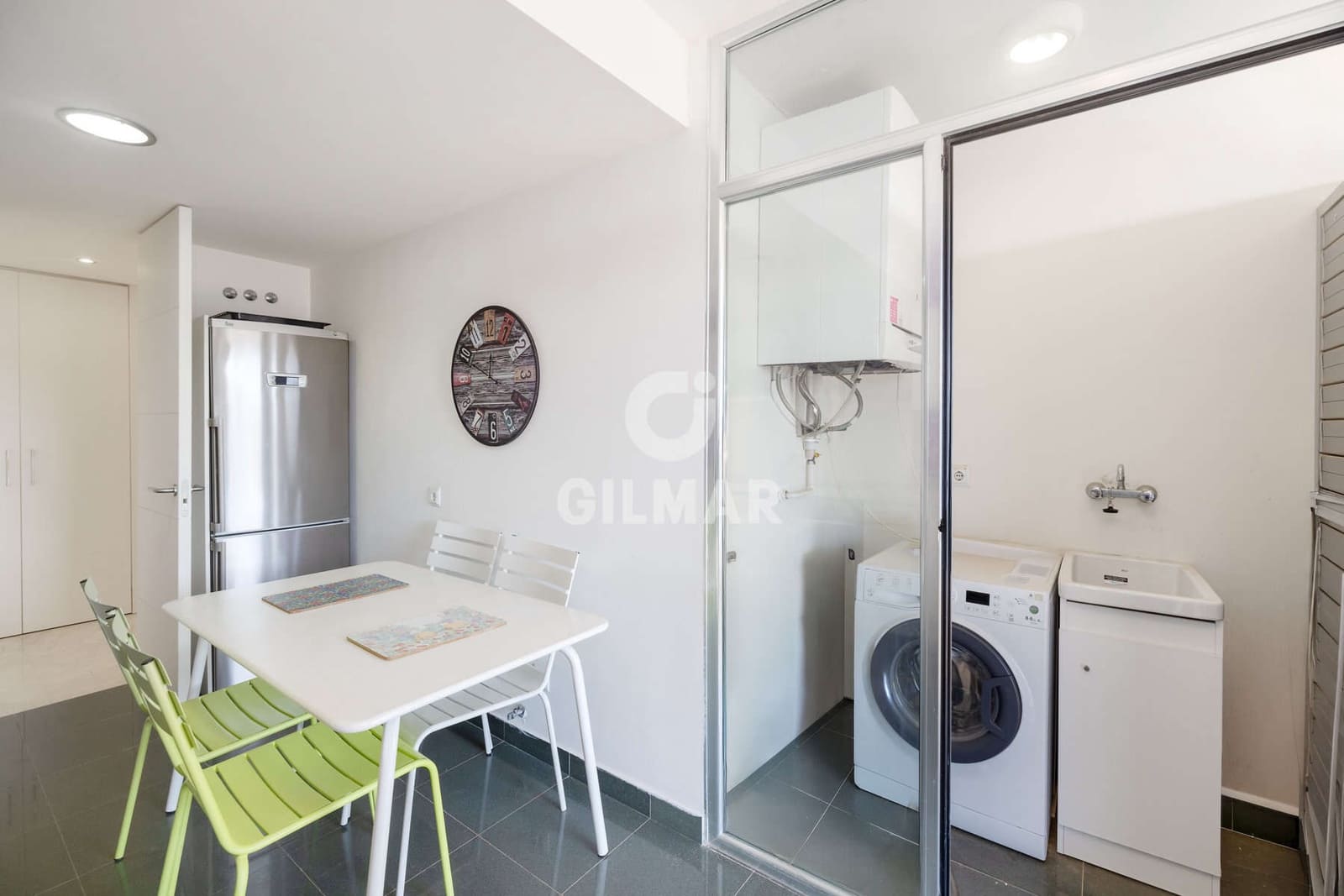 3 sypialnia Mieszkanie na sprzedaż w Manilva z basenem garażem - 450 000 € (Ref: 9950372)
