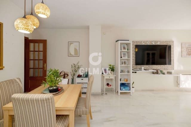 2 chambre Appartement à vendre à Centro, Estepona avec garage - 420 000 € (Ref: 9950373)