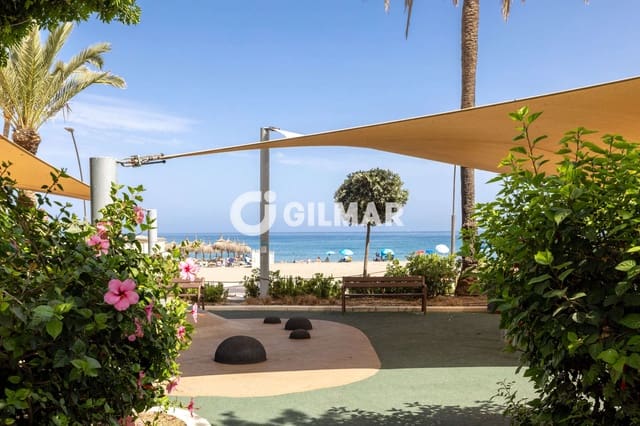 2 slaapkamer Flat te koop in Centro, Estepona met garage - € 420.000 (Ref: 9950373)
