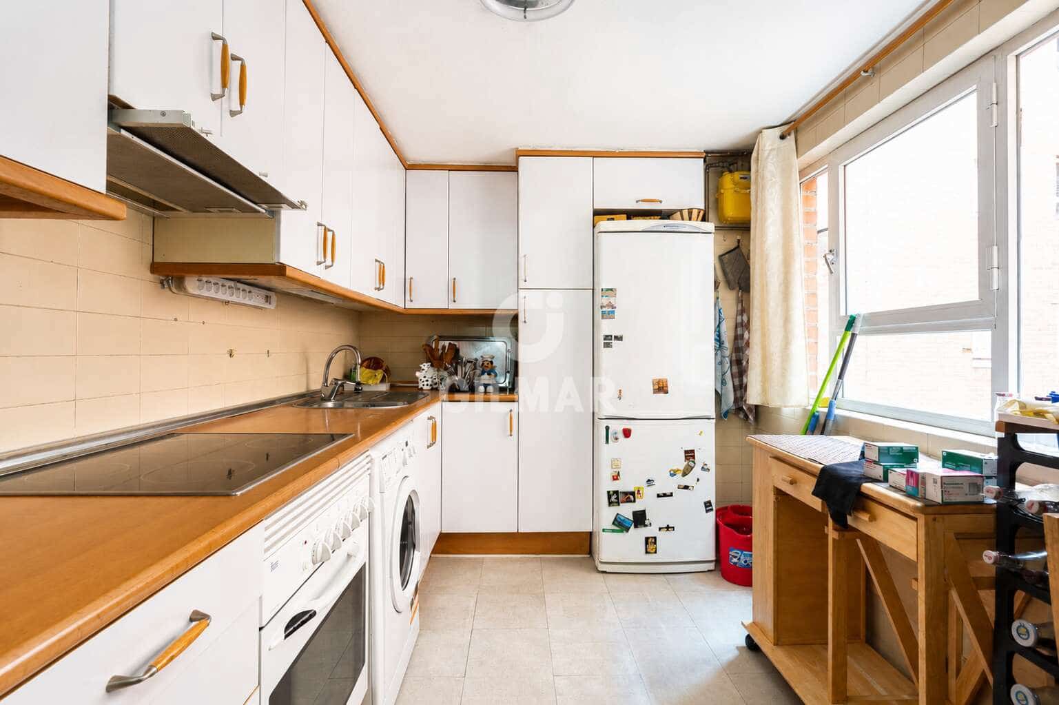 4 soveværelse Lejlighed til salg i Madrid by - € 780.000 (Ref: 9950629)