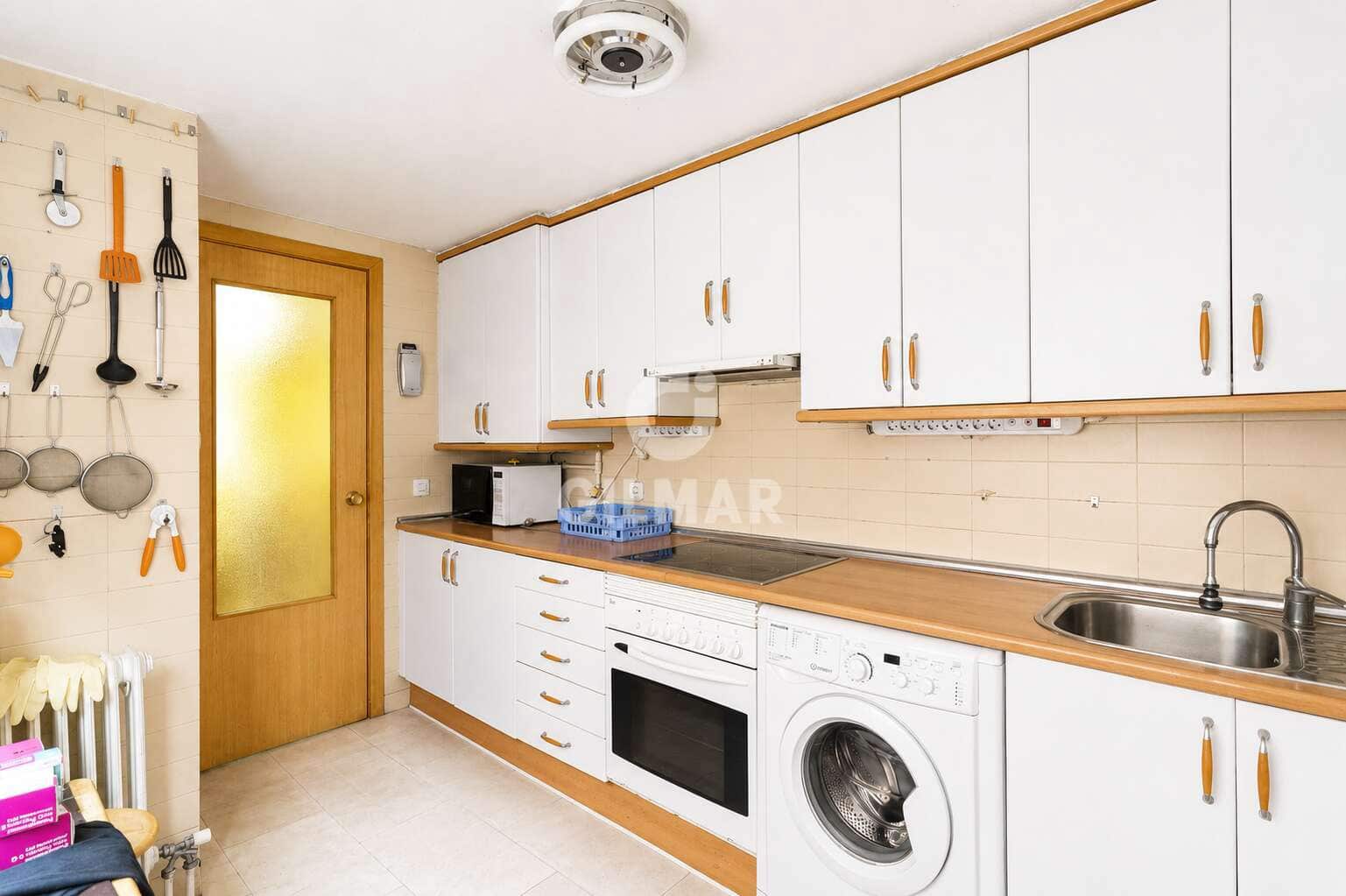 4 soveværelse Lejlighed til salg i Madrid by - € 780.000 (Ref: 9950629)