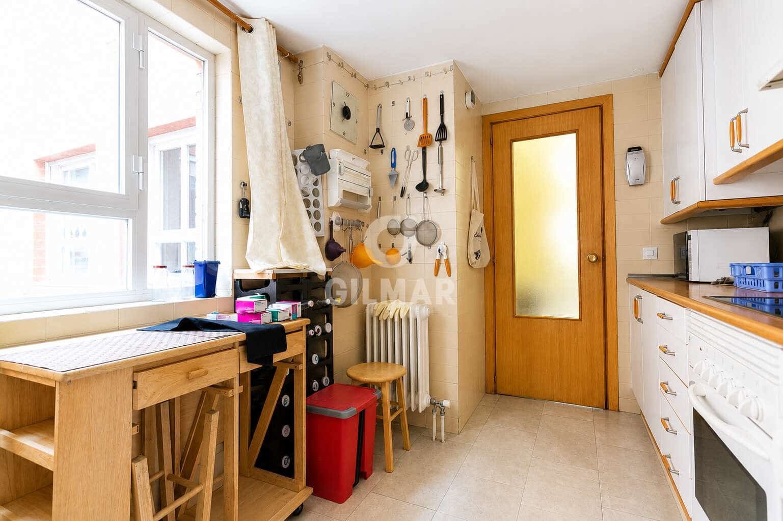 4 soveværelse Lejlighed til salg i Madrid by - € 780.000 (Ref: 9950629)