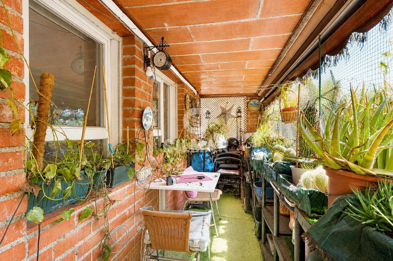 4 soveværelse Lejlighed til salg i Madrid by - € 780.000 (Ref: 9950629)