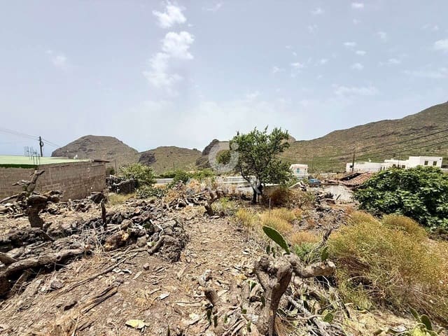 2 soveværelse Villa til salg i Puerto Santiago, Santiago del Teide - € 150.000 (Ref: 9950854)
