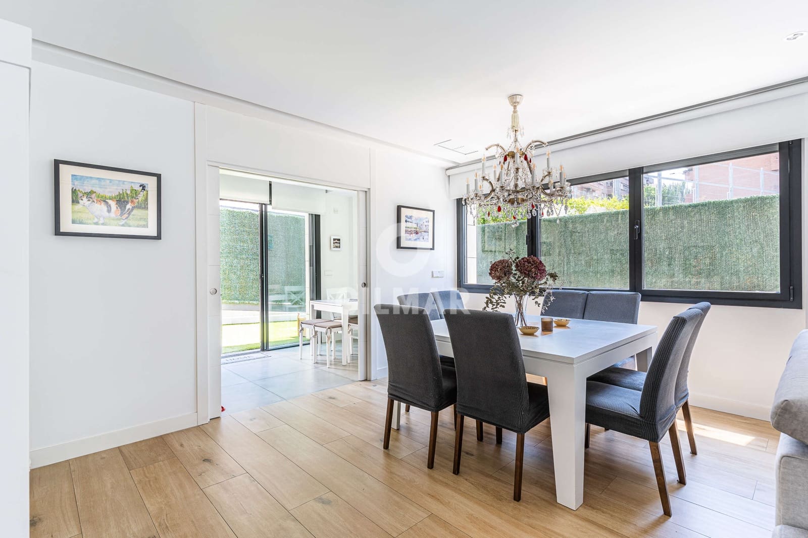 5 soverom Kjedet enebolig til salgs i Madrid by med svømmebasseng garasje - € 1 700 000 (Ref: 9953096)