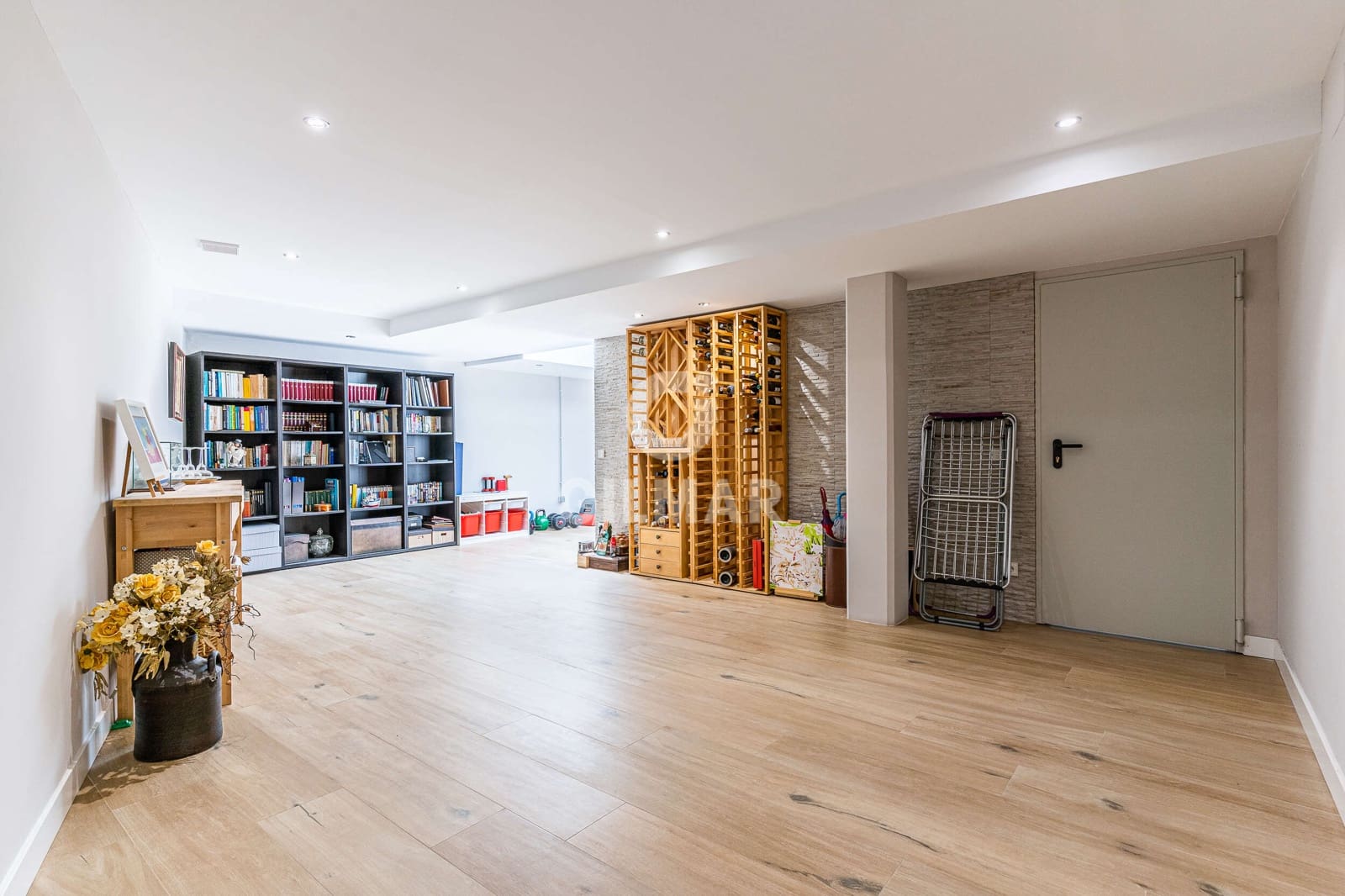 5 soverom Kjedet enebolig til salgs i Madrid by med svømmebasseng garasje - € 1 700 000 (Ref: 9953096)