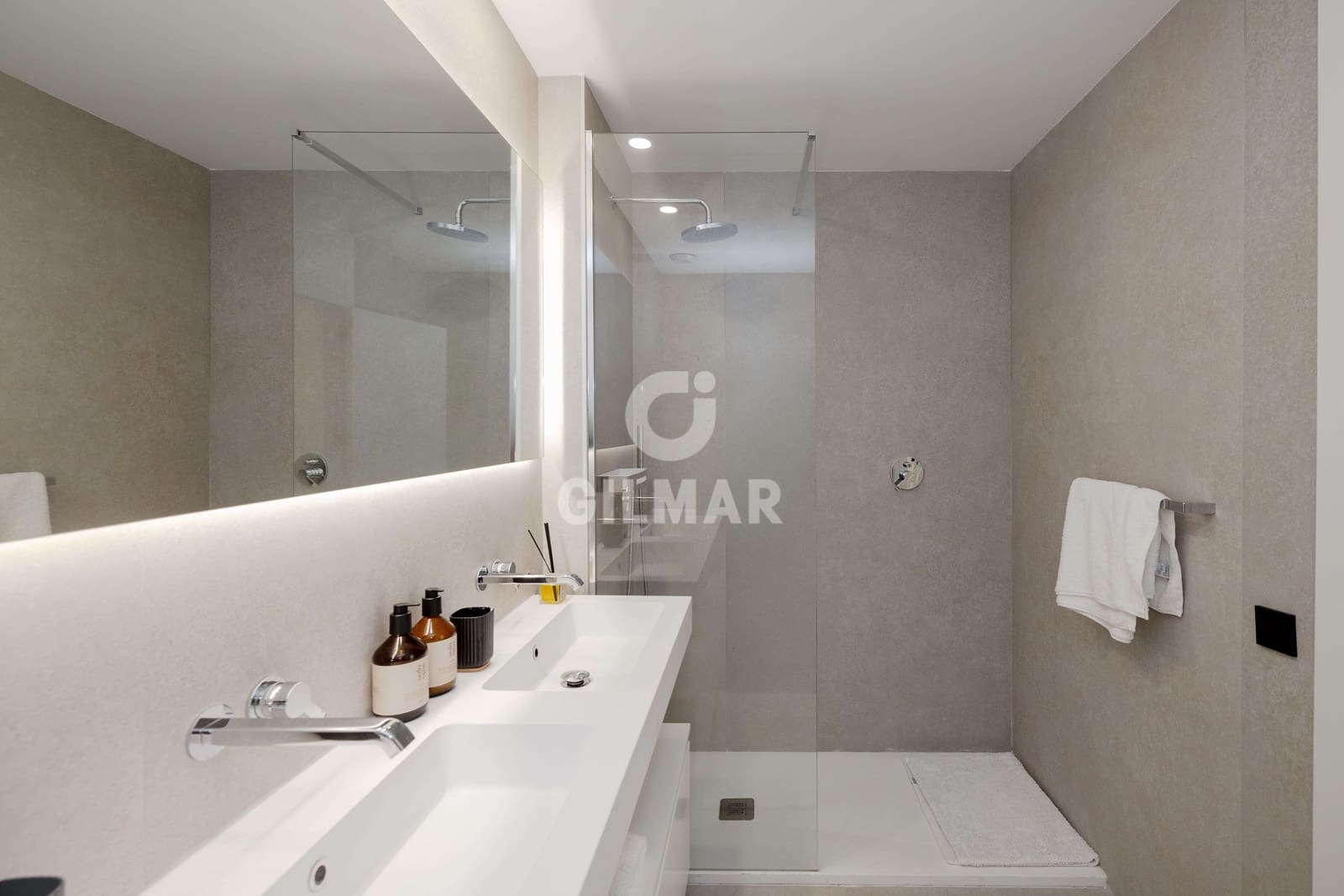 3 Zimmer Wohnung zu verkaufen in Marbella mit Pool Garage - 850.000 € (Ref: 9953261)
