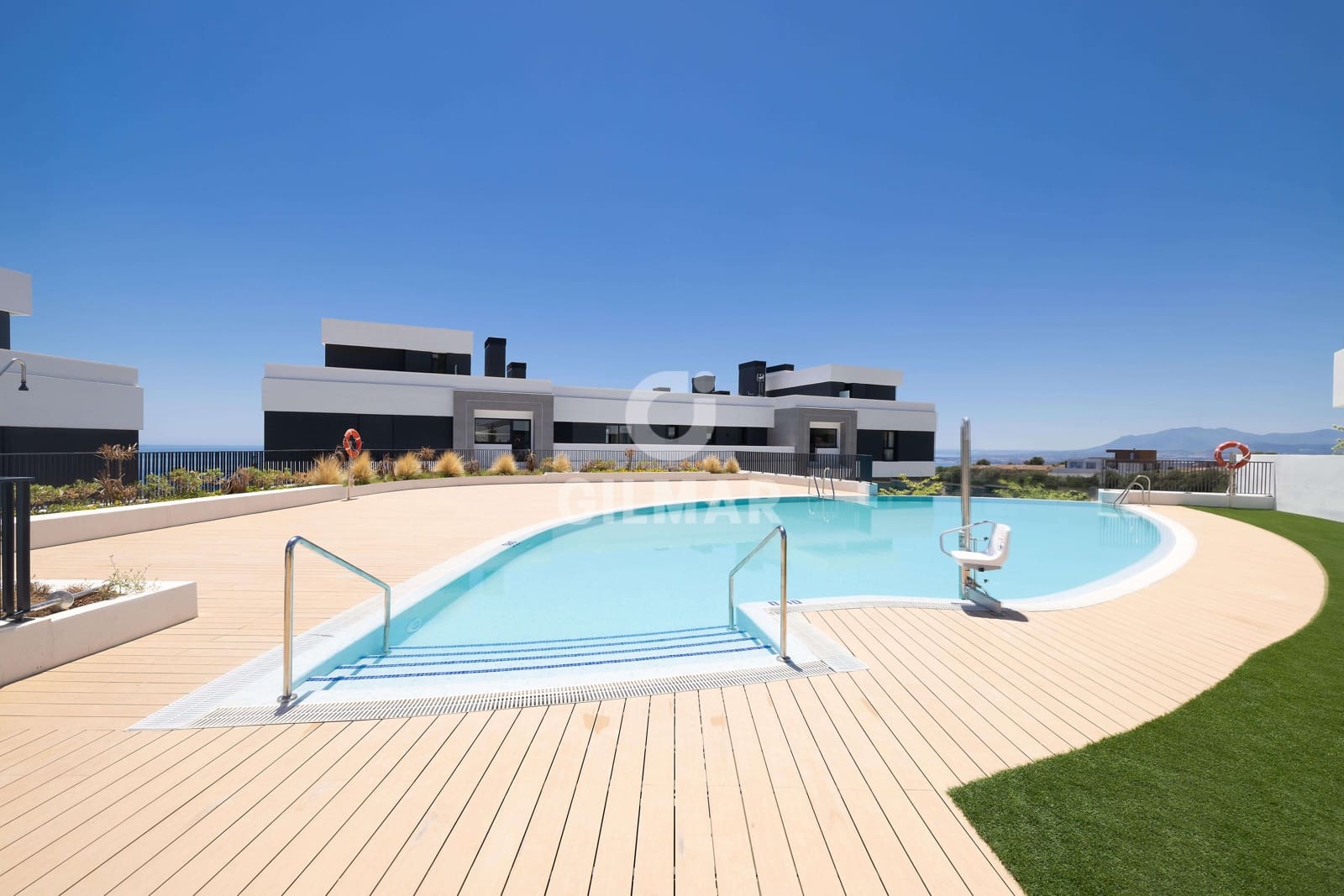 3 Zimmer Wohnung zu verkaufen in Marbella mit Pool Garage - 850.000 € (Ref: 9953261)