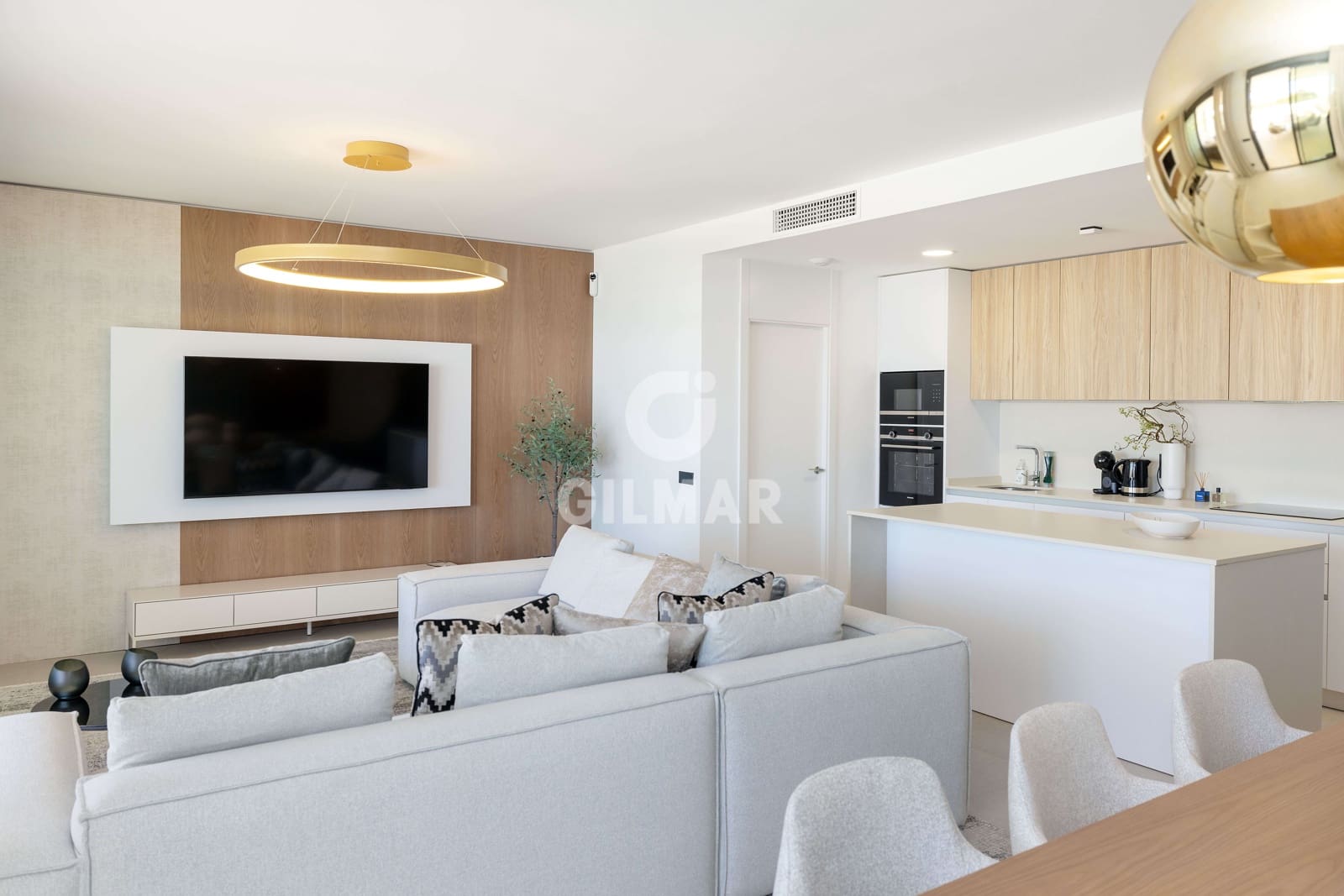 3 Zimmer Wohnung zu verkaufen in Marbella mit Pool Garage - 850.000 € (Ref: 9953261)