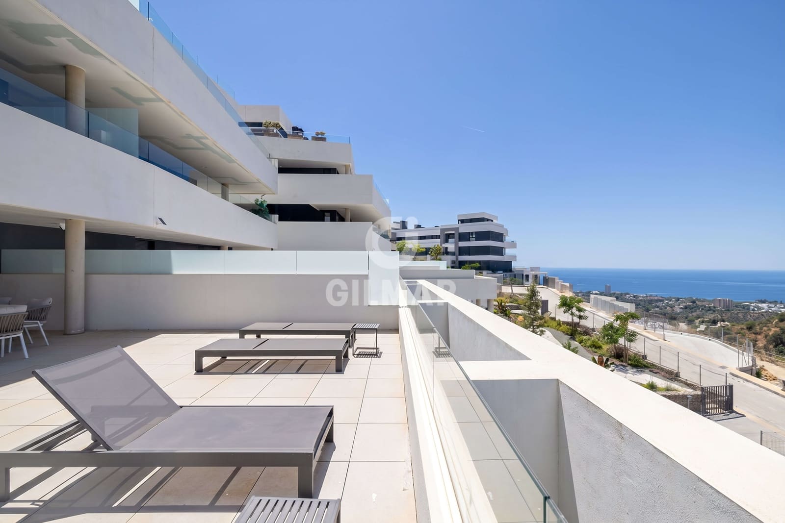 3 Zimmer Wohnung zu verkaufen in Marbella mit Pool Garage - 850.000 € (Ref: 9953261)