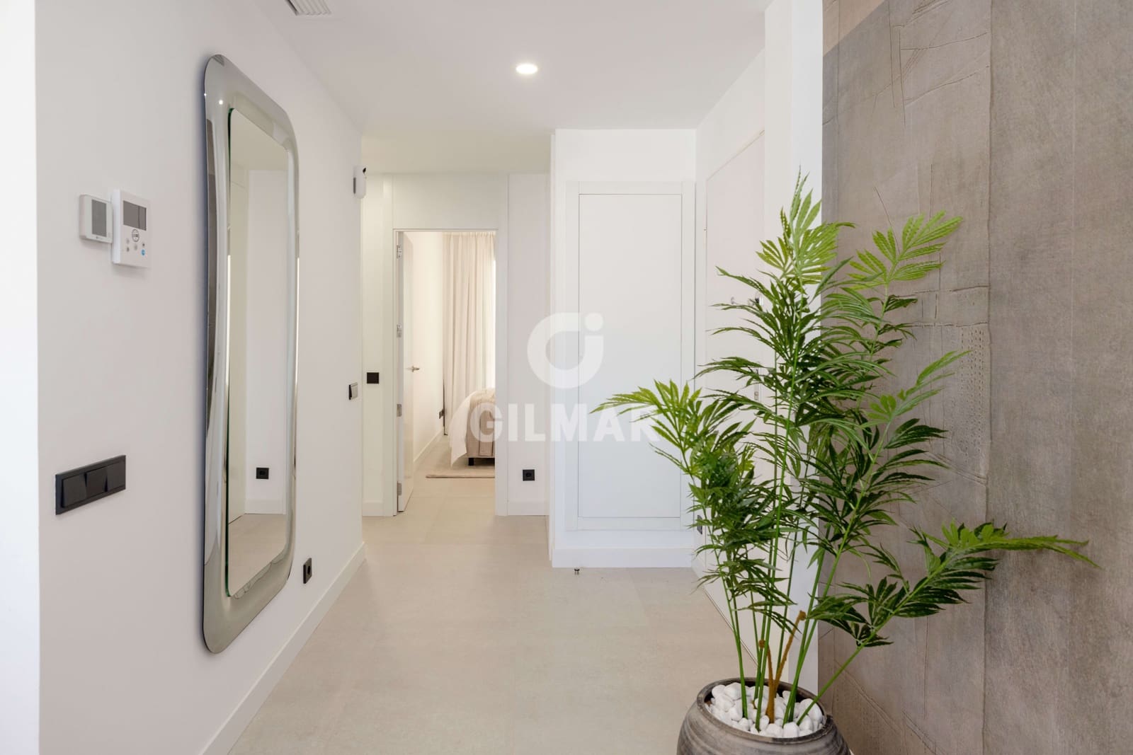 3 Zimmer Wohnung zu verkaufen in Marbella mit Pool Garage - 850.000 € (Ref: 9953261)