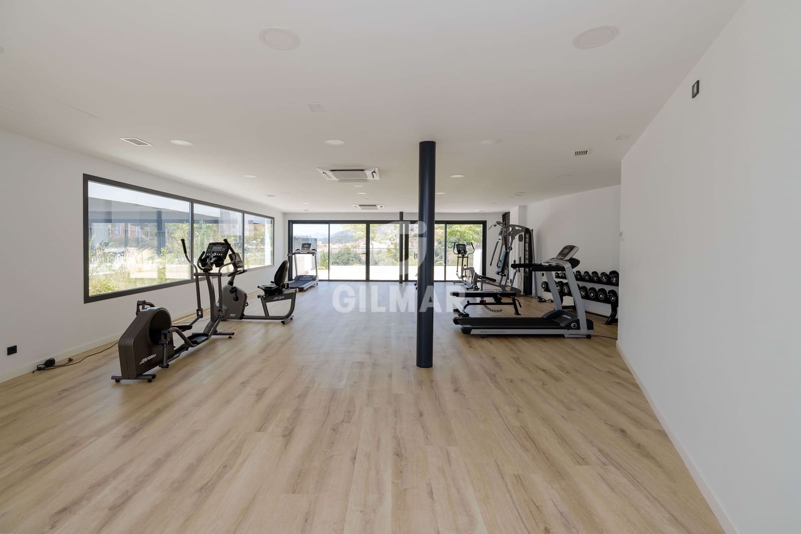 3 Zimmer Wohnung zu verkaufen in Marbella mit Pool Garage - 850.000 € (Ref: 9953261)
